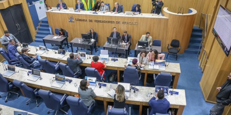 CMA decreta ponto facultativo nos dias 29 e 30 de junho