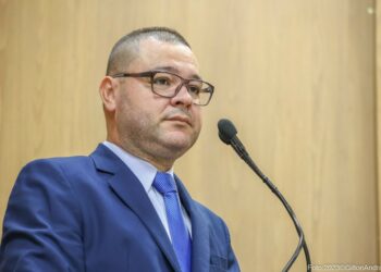 Eduardo Lima: PL que propõe treinamento aos agentes de saúde e educação para identificarem abusos infantis é aprovado em 2ª discussão