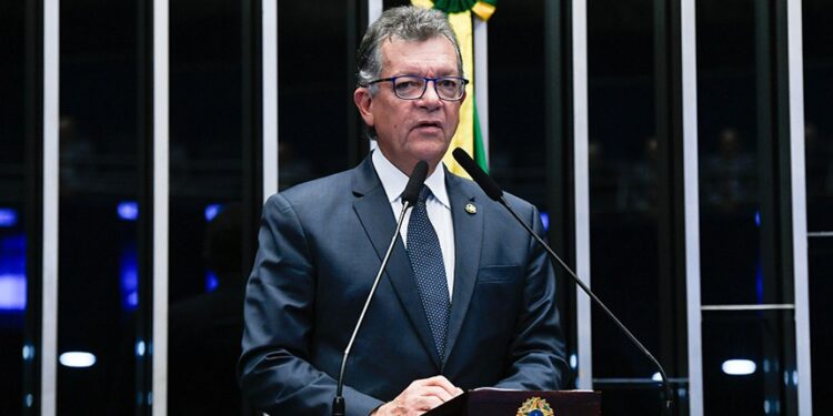 Laércio defende exploração de petróleo e gás da Margem Equatorial