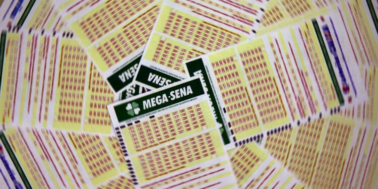 Sorteio da Mega-Sena não tem ganhadores e prêmio acumula para R$ 36 mi