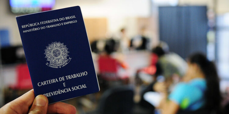 Brasil é o 4º país com a maior taxa de desemprego