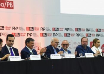 Presidente da FNP, prefeito Edvaldo lidera discussões sobre o futuro das cidades em João Pessoa