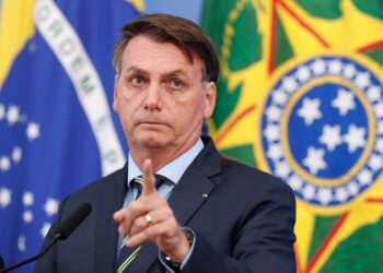 TSE inicia julgamento que pode levar à inelegibilidade de Bolsonaro