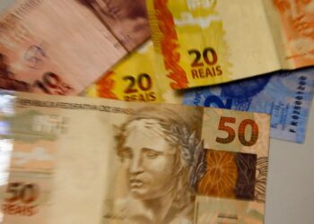 Brasileiros ainda não sacaram R$ 7,08 bi de valores a receber