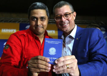 Governo de Sergipe celebra contratação de 300 trabalhadores e impulsiona geração de empregos em Carmópolis