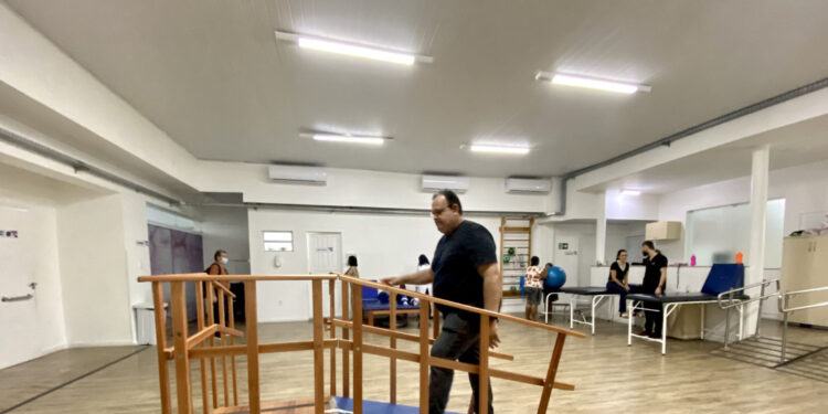 Beneficiário do Ipesaúde elogia atendimento do Centro de Reabilitação