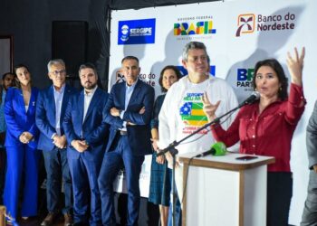 Vereadores participam da Caravana do PPA Participativo em Aracaju