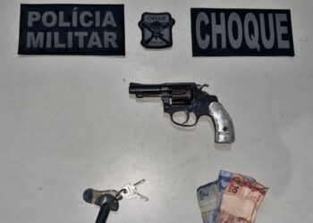 PM prende suspeito por porte ilegal de arma de fogo na Grande Aracaju