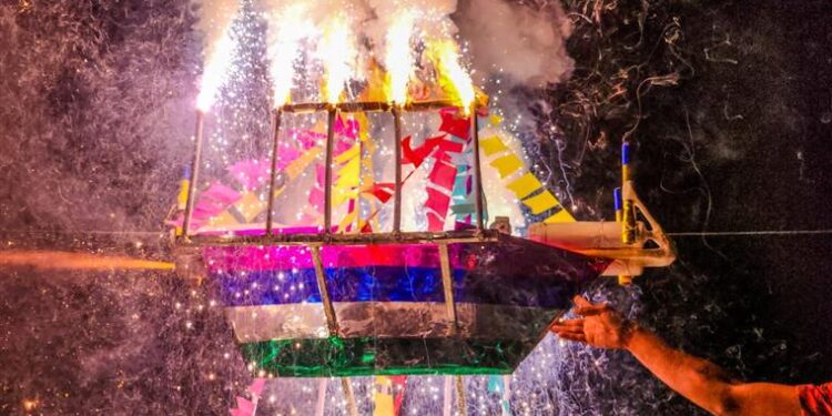 Barco de Fogo: A Magia dos Festejos Juninos de Estância Encanta o Brasil!