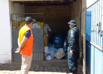 FPI notifica Aquidabã por armazenamento inadequado de lixo hospitalar e captação irregular de água em unidade de saúde