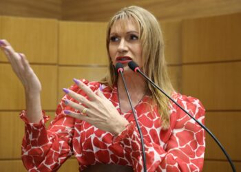 Repúdio: deputada Linda Brasil fala sobre ameaças recebidas