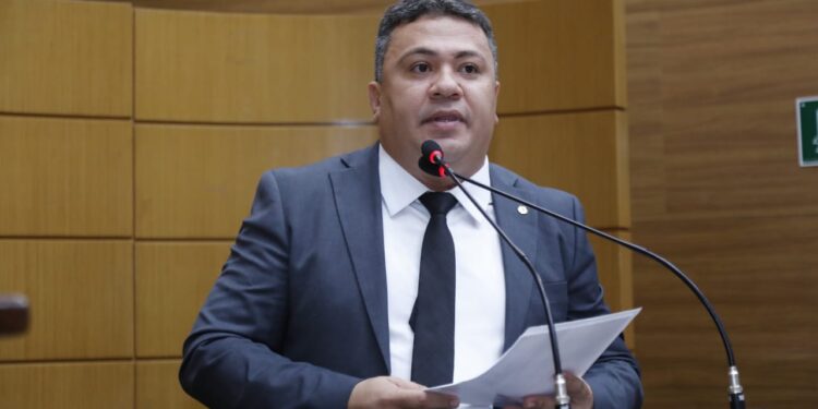 Kaká Santos lamenta não ter participado de reunião da Deso em Tobias Barreto