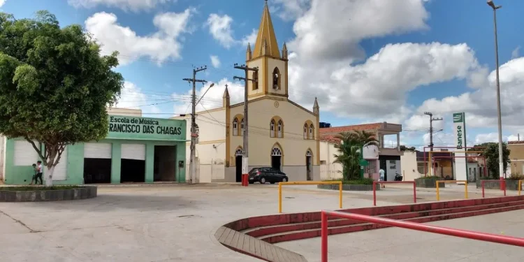 Prefeito de Carira assegura pagamento do piso salarial dos professores