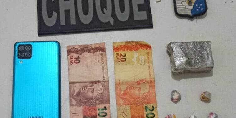 Polícia Militar prende homem suspeito de comercializar droga na Zona Norte de Aracaju