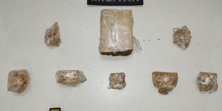 Polícia Militar apreende cerca de 1 Kg de entorpecentes no Conjunto Almirante Tamandaré