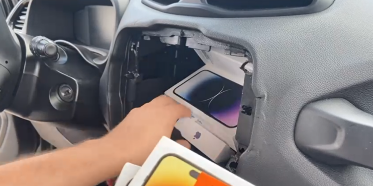 Grupo que instalava “chupa-cabras” em caixas eletrônicos é preso pela Polícia Civil com carga de celular avaliada em R$ 40 mil