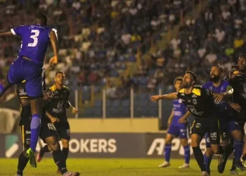 Jogando em casa, o Confiança perdeu para o Volta Redonda