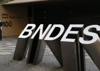 BNDES eleva investimentos na agropecuária em 50%