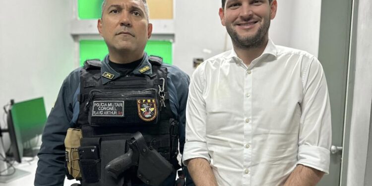 Deputado Neto Batalha se reúne com coronel da PM e pede atenção para segurança pública em Itabi