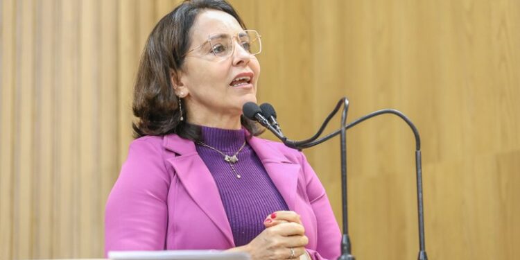 “Waneska Barboza é o reflexo da gestão de Edvaldo; não respeita nenhuma categoria”, afirma Emília