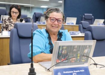 Equipe médica divulga novo boletim sobre saúde de Angela Melo