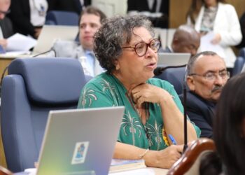 Segundo boletim médico, quadro clínico da vereadora Professora Ângela Melo é grave, porém estável