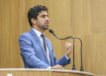 Vereador Pastor Diego cobra soluções para os impactos da chuva na Zona de Expansão