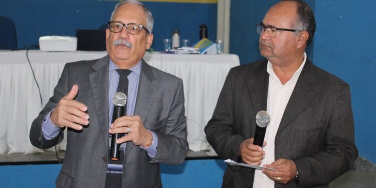 Desafios e oportunidades do novo FUNDEB é tema de palestra para profissionais da Educação de Itaporanga d’Ajuda