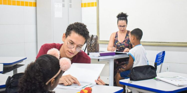 PMA inicia reforço pedagógico para alunos do 2º ao 5º anos das escolas municipais