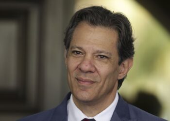 Haddad defende que desoneração da folha seja discutida junto com IR