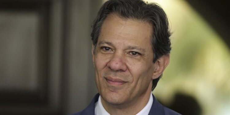 Haddad defende que desoneração da folha seja discutida junto com IR