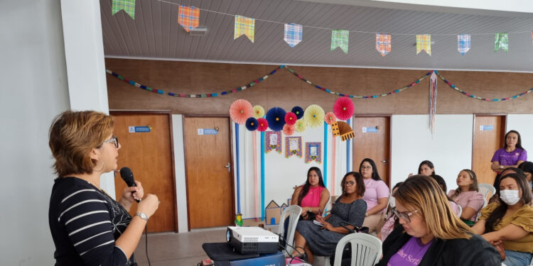 Governo realiza Capacitação de articulação de serviços para proteção às mulheres em situação de violência em Carmópolis