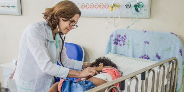 Saúde oferta atendimento de média e alta complexidade em pediatria