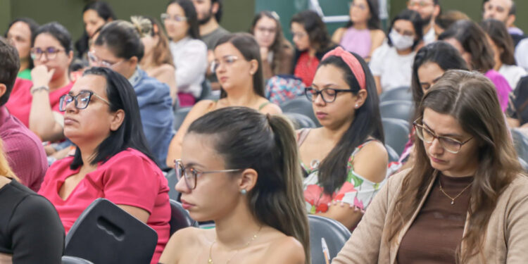 Sergipe recebe oficina do Ministério da Saúde para qualificar profissionais sobre diagnóstico e notificação de anomalias congênitas