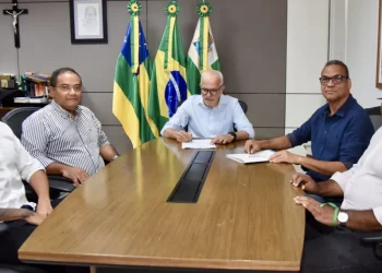Edvaldo nomeia Hallison Souza como secretário de Governo. Valter Lima passa a responder pela Chefia de Gabinete