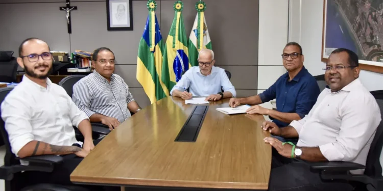Edvaldo nomeia Hallison Souza como secretário de Governo. Valter Lima passa a responder pela Chefia de Gabinete