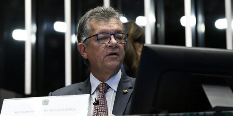 Laércio apresenta parecer favorável ao empréstimo de R$ 500 milhões para Aracaju