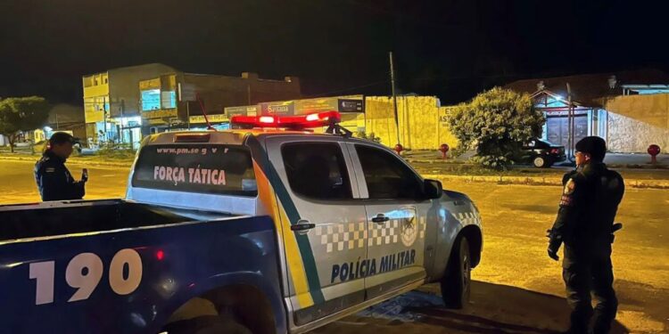 Polícia Militar prende homem em cumprimento de mandado de prisão em Aracaju