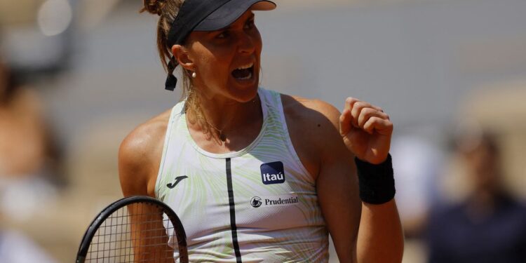 De volta às quadras, Bia Haddad vence estreia no WTA 1000 de Montreal