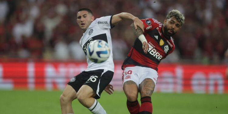 Flamengo é superado pelo Olimpia e dá adeus à Libertadores