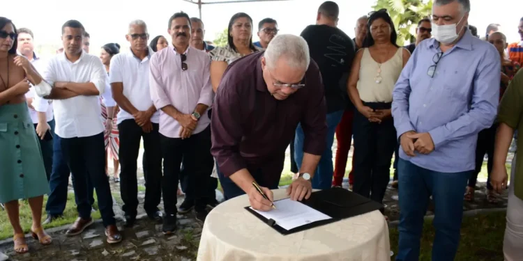 Prefeitura de Socorro assina ordem de serviço para reforma e adequação de UBS