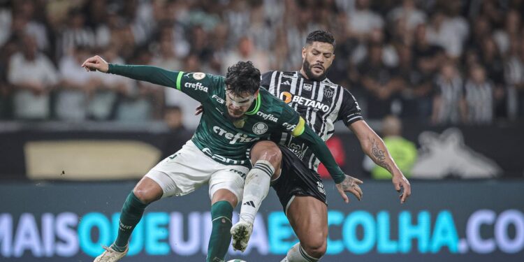 Libertadores: Galo e Palmeiras iniciam duelo brasileiro nas oitavas