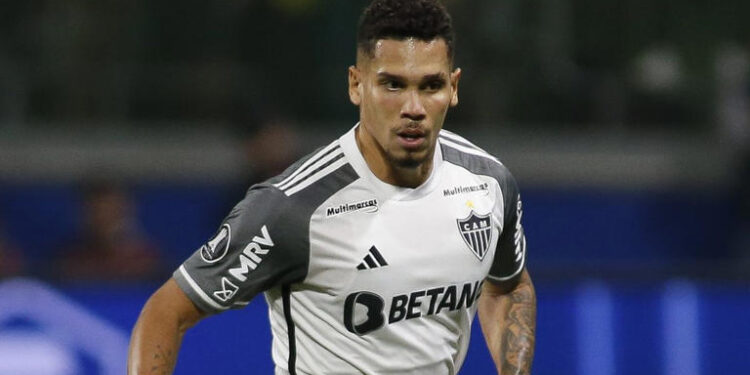 Paulinho pega todos de surpresa e pode deixar o Atlético MG rumo a destino que surpreende