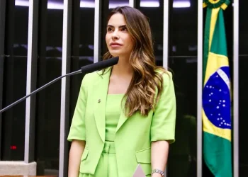 “Sou municipalista e lutarei sempre”, diz deputada Yandra Moura