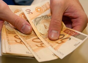 Governo propõe tirar R$ 5 bi de gastos do PAC da meta fiscal de 2024