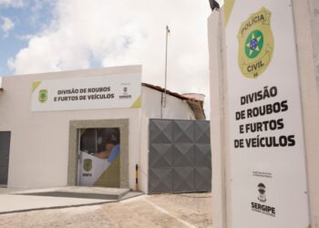 Polícia Civil cumpre mandado de prisão contra investigado por roubos a taxistas na capital sergipana