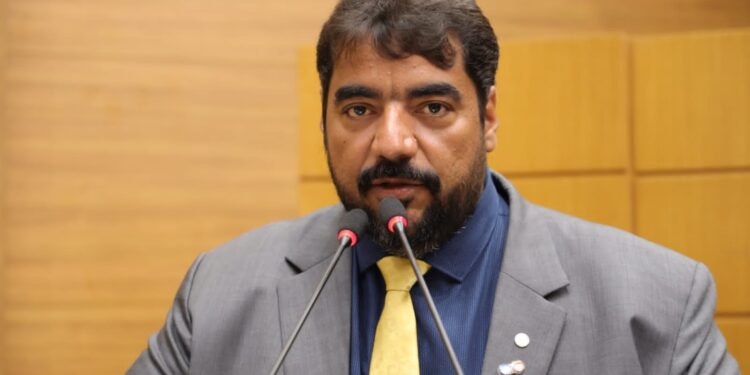 Luizão Donatrampi discursa sobre PL voltado para Segurança Pública