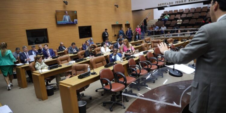 Programa Primeiro Emprego é aprovado por unanimidade na Alese