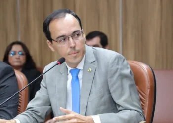 Georgeo Passos exige agilidade no repasse de informações públicas