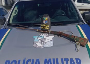 Polícia Militar apreende arma de fogo e prende homem por posse irregular em Propriá
